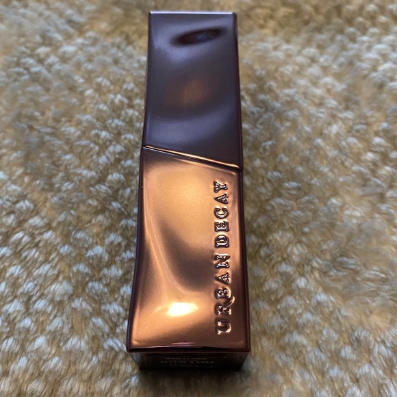 Urban Decay Vice Hydrating Lipstick - Picture 2 of 4